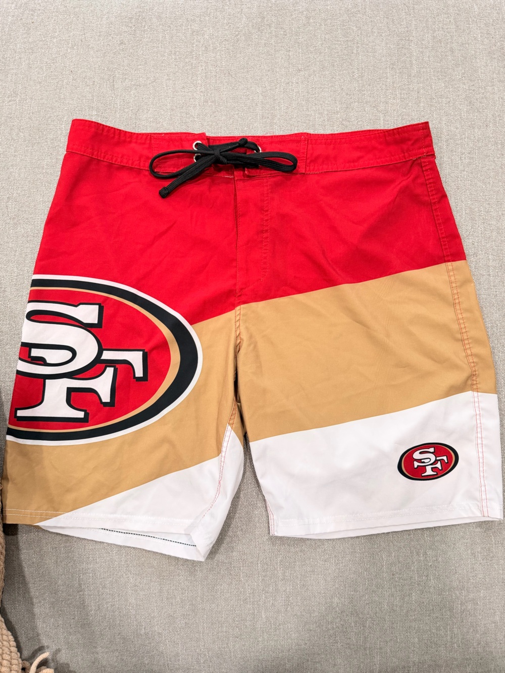 San Francisco 49ers NFL Team Apparel Board Shorts Men’s Size 34